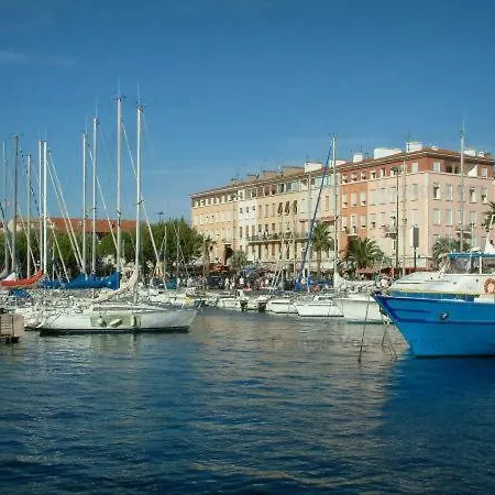 552 Avenue De Valescure Vakantiehuis