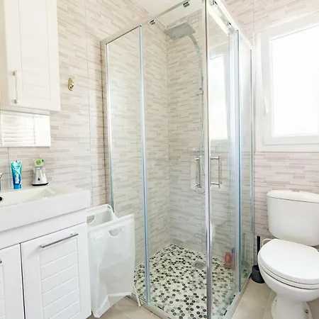 552 Avenue De Valescure * Saint-Raphael (Var)